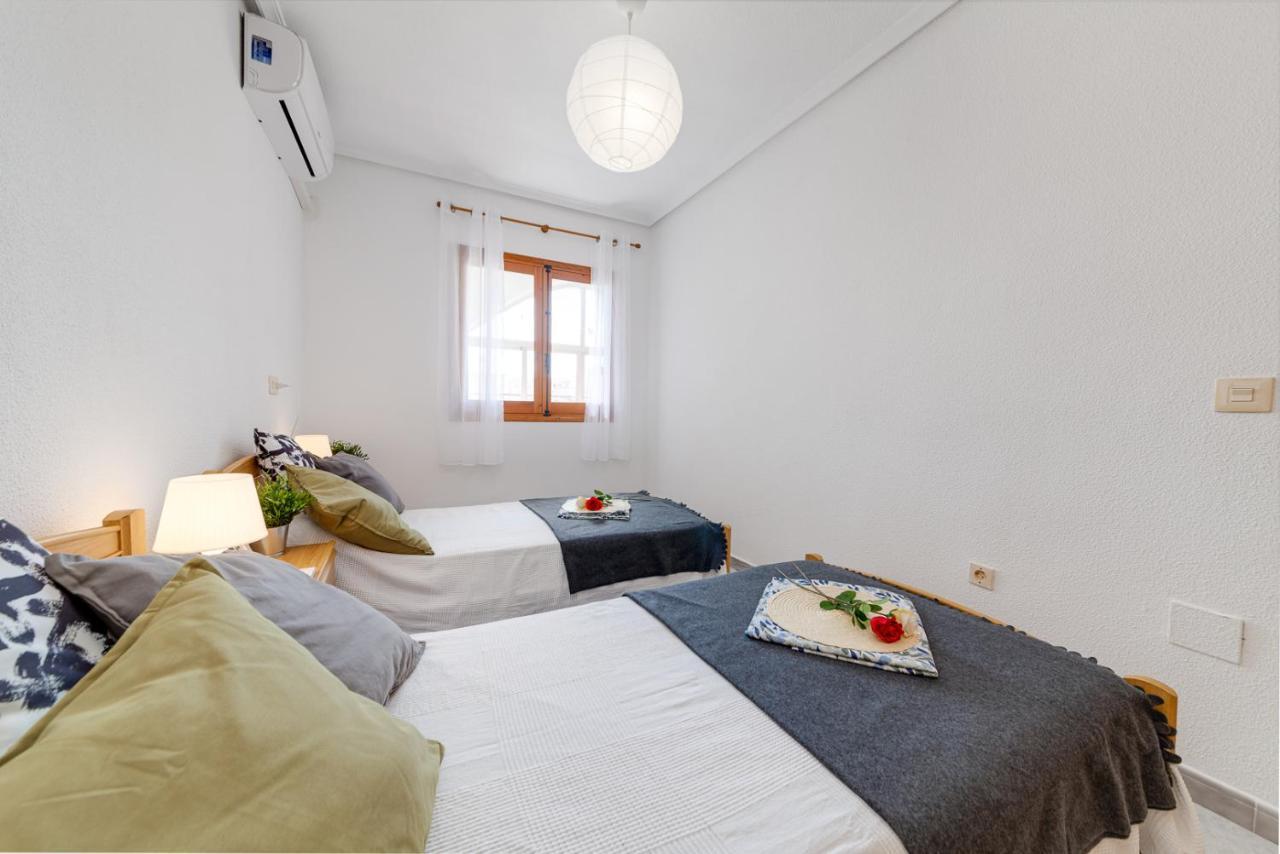 Cozy Apartment Near The Sea Torrevieja Exteriér fotografie
